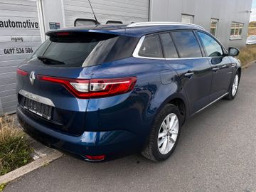 Renault Megane - 2