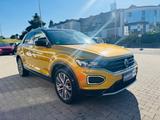 Volkswagen T-Roc Style+St.Hzg.+NAvi+Kamera+APLLE+TOP - : Gelb, Schiebedach, Geländewagen