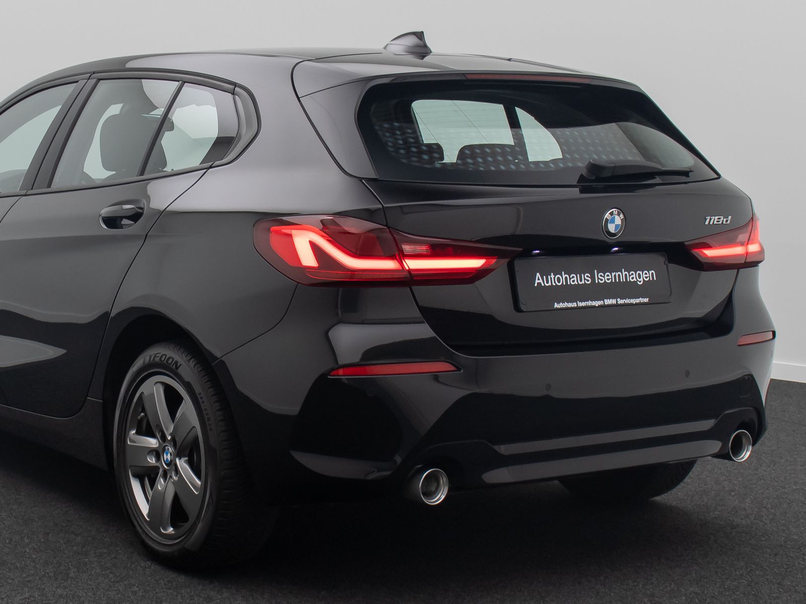 Fahrzeugabbildung BMW 118d Advantage PDC GeschwindigReg DAB CockpitPro