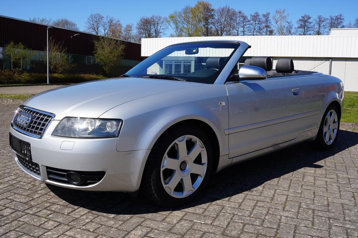 Audi S4  Cabrio 4.2 V8 quattro Automatik-Leder-Bose