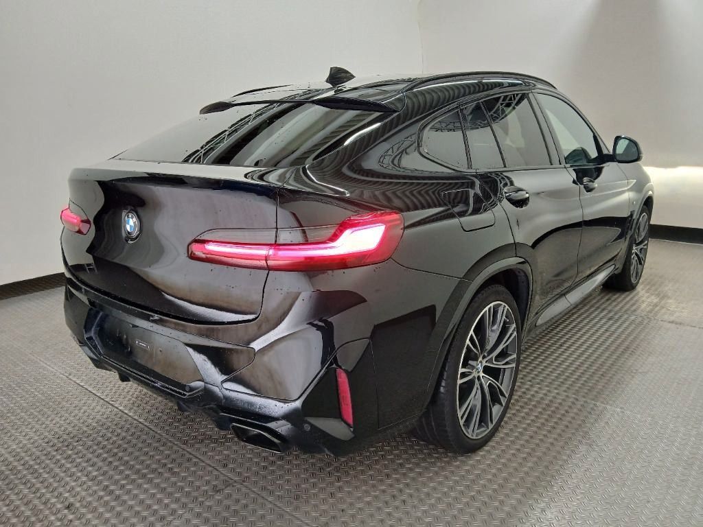 Fahrzeugabbildung BMW X4 xDrive 30 d M Sport ACC Pano Leder AHK STHZ