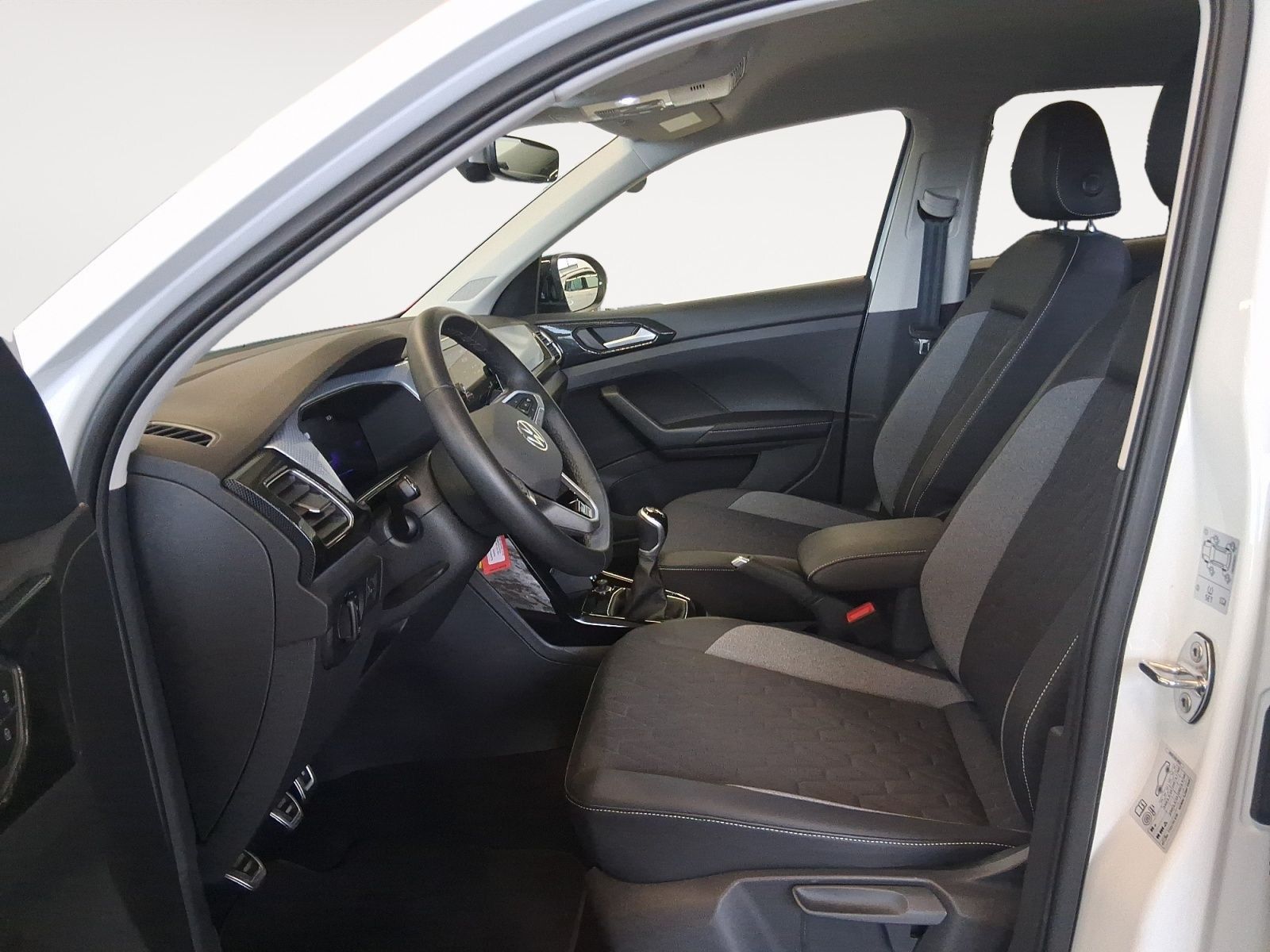 Volkswagen T-Cross - Bild 10