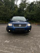 Volkswagen Passat 3BG 1.9 TDI  Baujahr 2003 - Volkswagen Passat aus 2003 mit Diesel-Antrieb: Limousine
