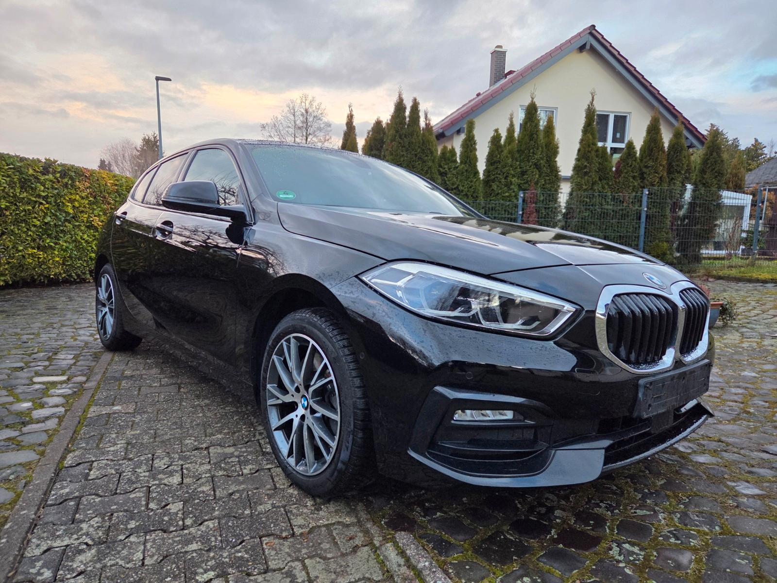 BMW 120d Sport Line Pano H/K ACC CAM M Lenkrad
