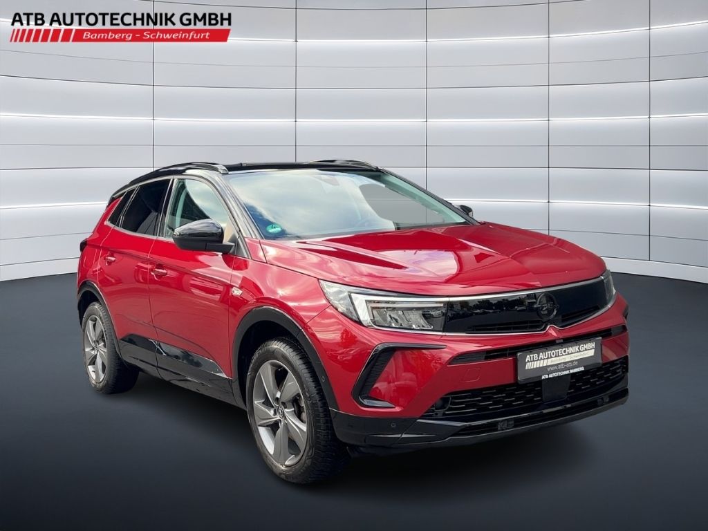 Fahrzeugabbildung Opel Grandland GS AUTOMATIK ALLWETTER WINTERPAKET