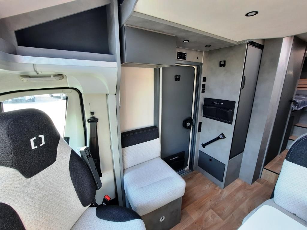 Fahrzeugabbildung Crosscamp EXPDN 7.4 E Verfüg./Sparen Sie 4.159,- €