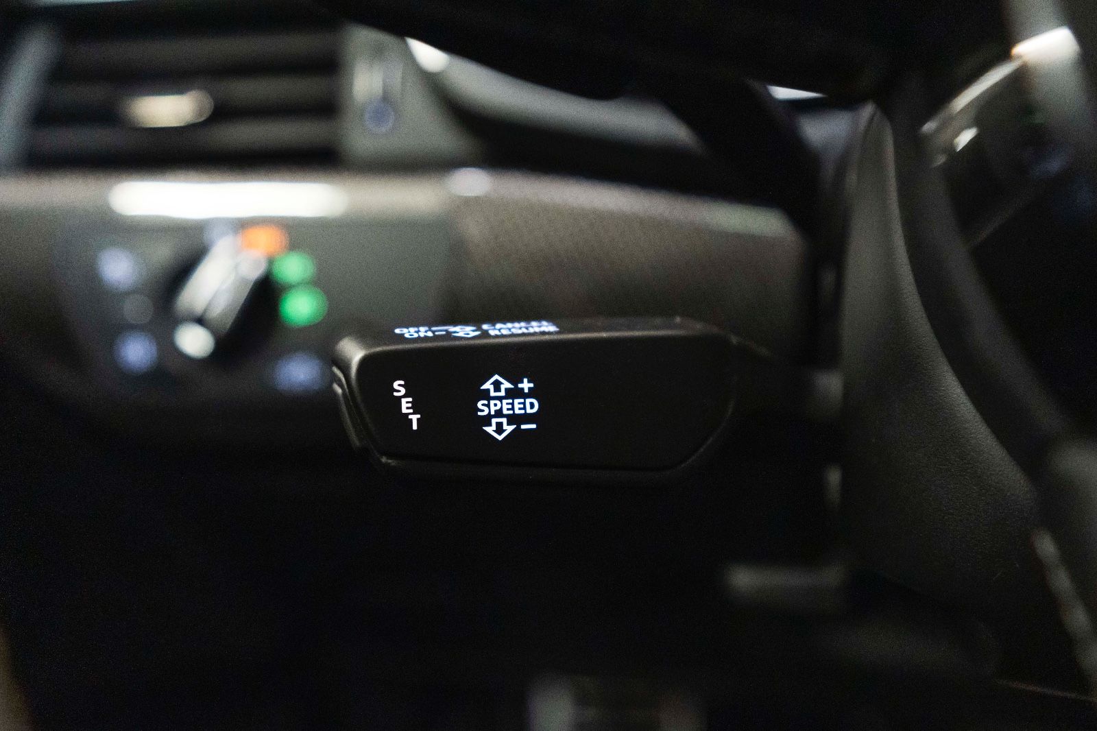 Fahrzeugabbildung Audi S4 3.0TFSI Quattro B&O KAM LED CARPLAY MASSAGE