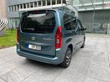 Toyota Proace City 1,5-l-D-4D 96kW L1 Team Deutschl... - blaue Toyota PROACE CITY