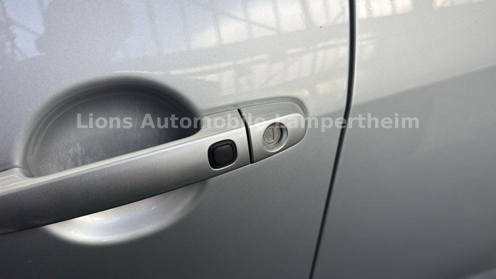 TOYOTA RAV 4 152 CH 4X4 BVM - EXECUTIVE -  Climatisation - VOLANT EN CUIR