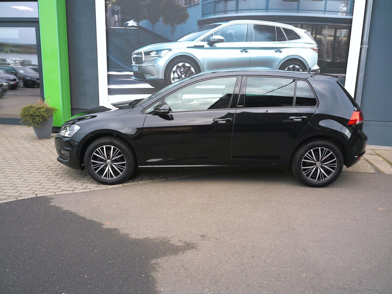 Fahrzeugabbildung Volkswagen Golf VII Lim. Allstar BMT 1.2 TSI Navi