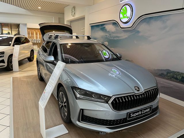 Superb Combi 2.0 TDI DSG ACC/Matrix/SHZ/Massage