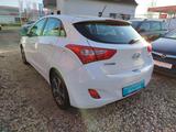 Hyundai i30 blue Trend 1,4*Klima*Temp*Garantie*Insp*EUR6 - Hyundai i30 mit Benzin-Antrieb: Scheckheftgepflegt, Limousine, Klimaanlage, Euro4