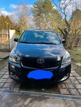 Toyota Verso 1.8 Benzin  126,800 Km - Toyota Verso aus 2009