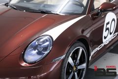 PORSCHE 911 992 Targa 4 S Heritage Design Edition 1of992