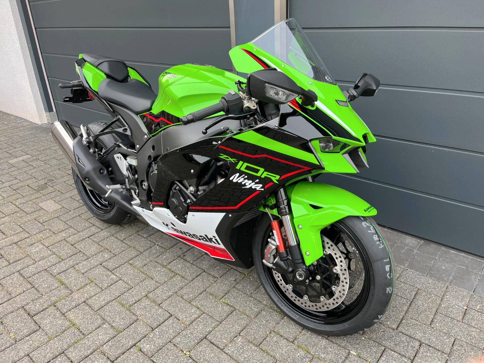 Kawasaki Ninja ZX10 R 1.Hand nur 1850 Km wie Neu !