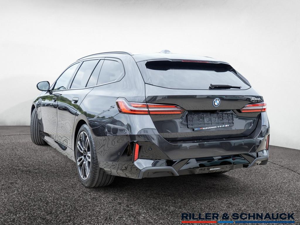 BMW 530e Touring M-Sport Pro HUD SITZBELÜFTUNG 360°