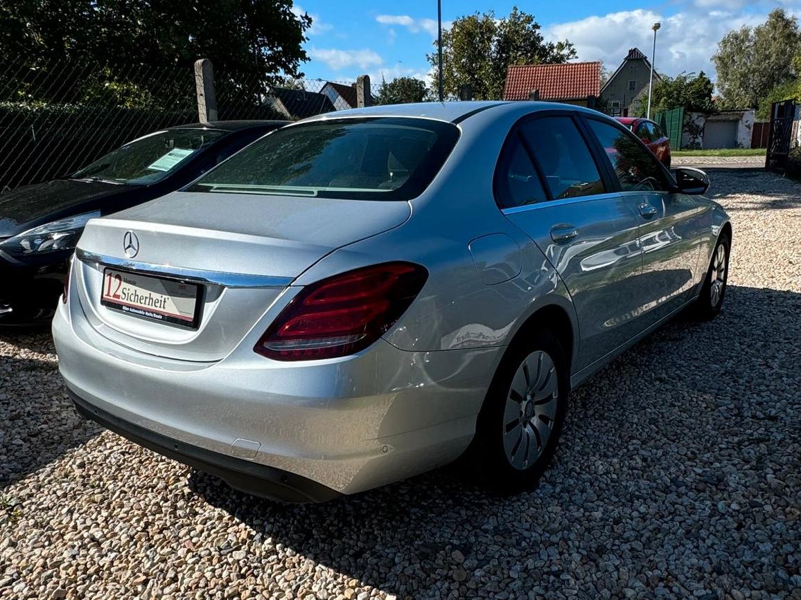 Mercedes-Benz C 180 Lim.*Xenon*SHZ*Garantie*TÜV+Service Neu*