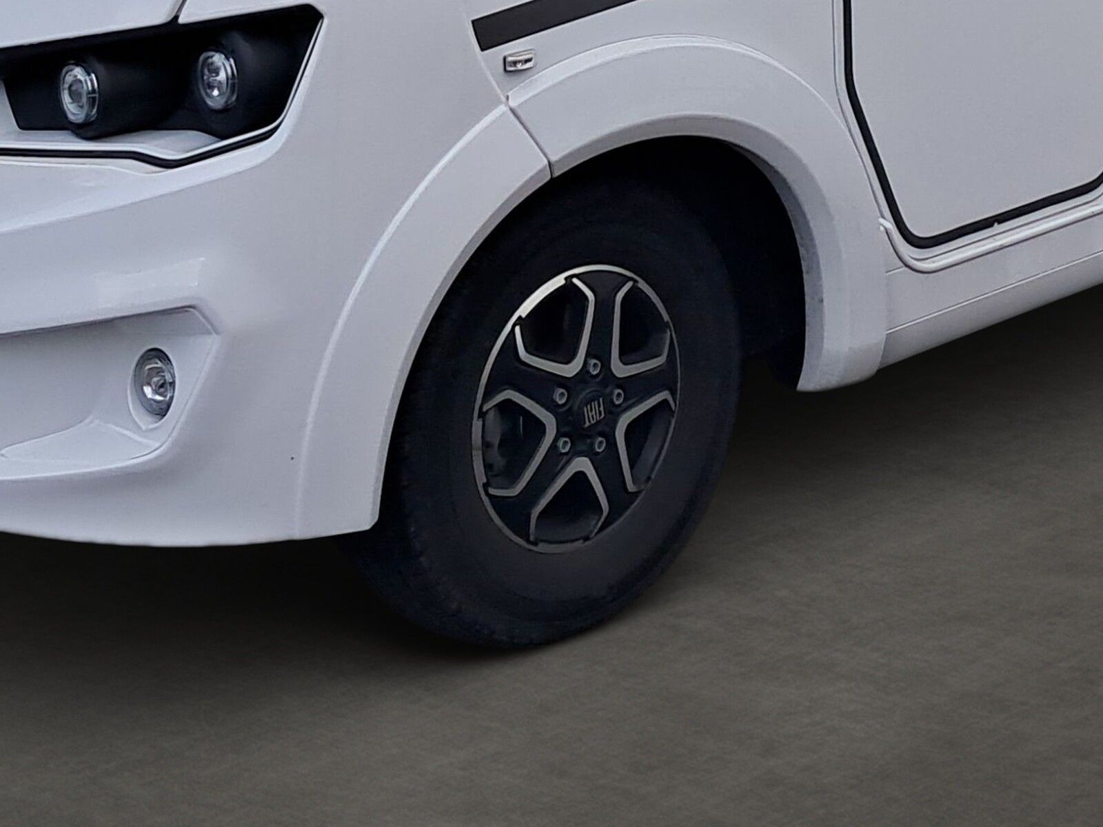 Fahrzeugabbildung Eura Mobil Integra Line IL 720 EB Mondial-Plus-Paket