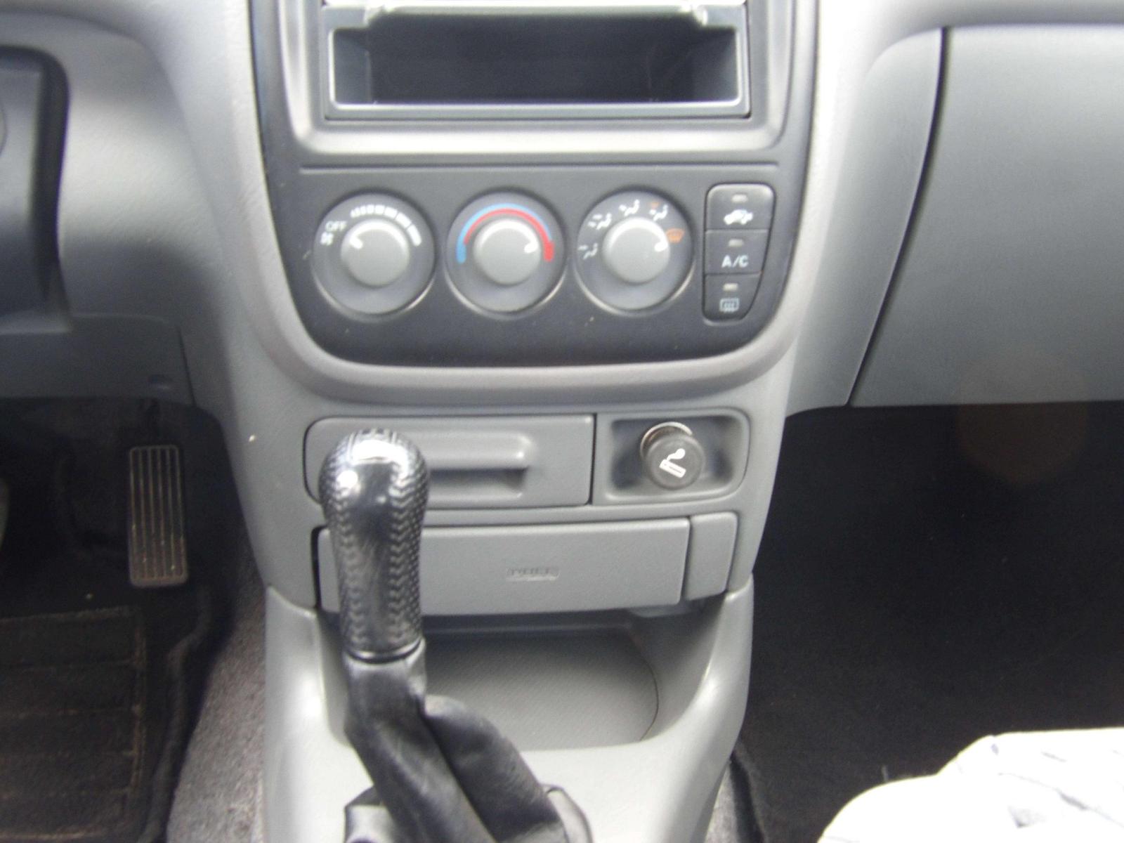 HONDA CR-V 2.0i 147ch 4x4 - CLIMATISATION - ATTELAGE - JANTES ALLIAGE