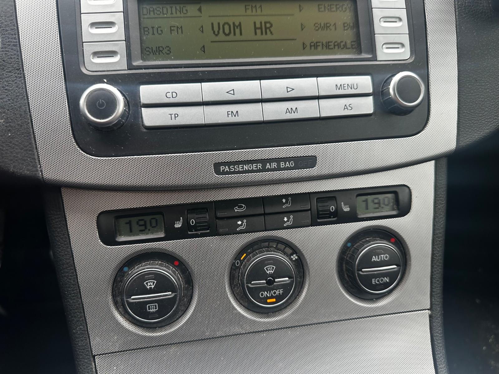 Volkswagen Passat 2007 — photo 16