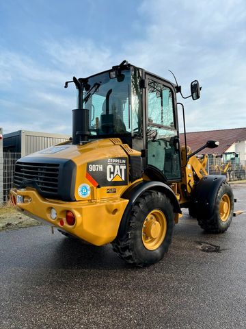 CAT 907H**1.800 Std** mit Palettengabel