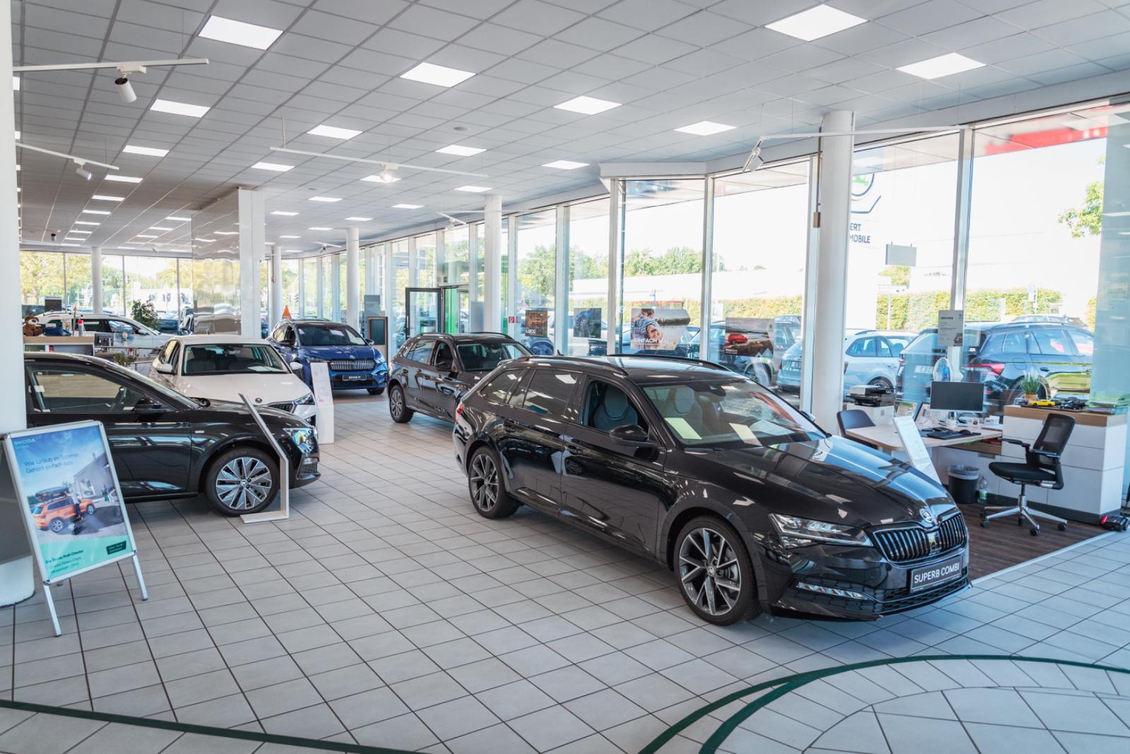 showroom-image-main