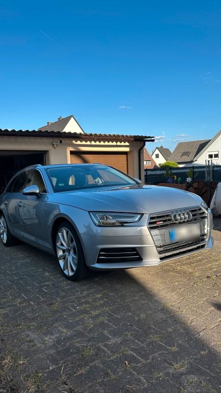 Image of Audi A4