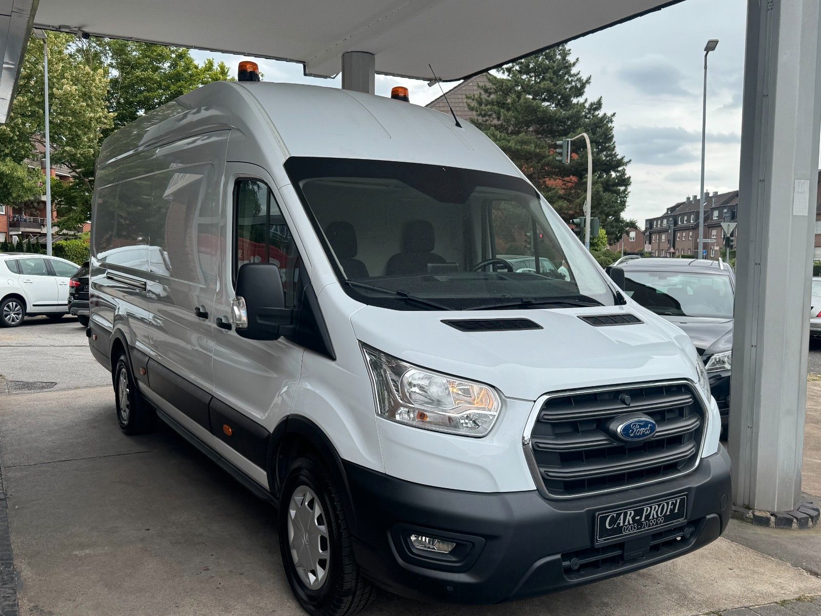 Fahrzeugabbildung Ford Transit Kasten 350 L4 H3 Navi/AHK/Klima/1.Hd