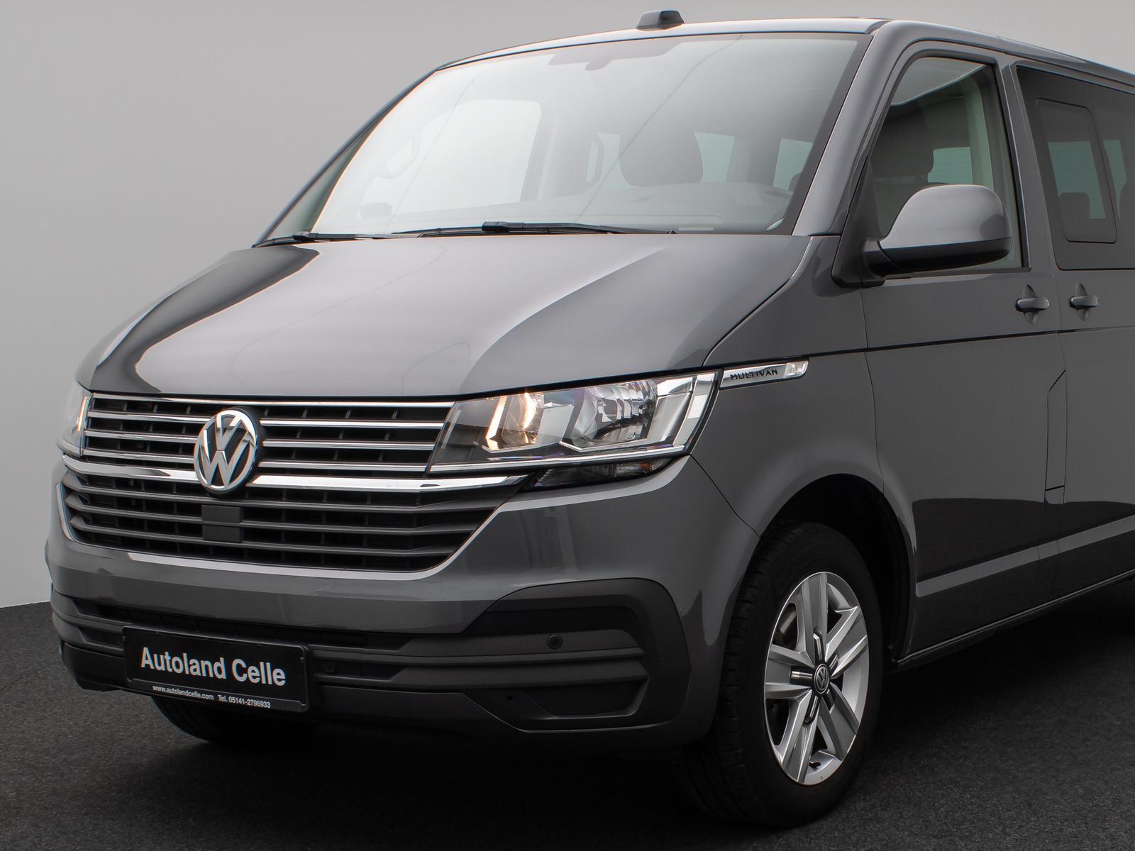 Fahrzeugabbildung Volkswagen T6 Multivan Kamera DAB Standheizung Navi Tempo