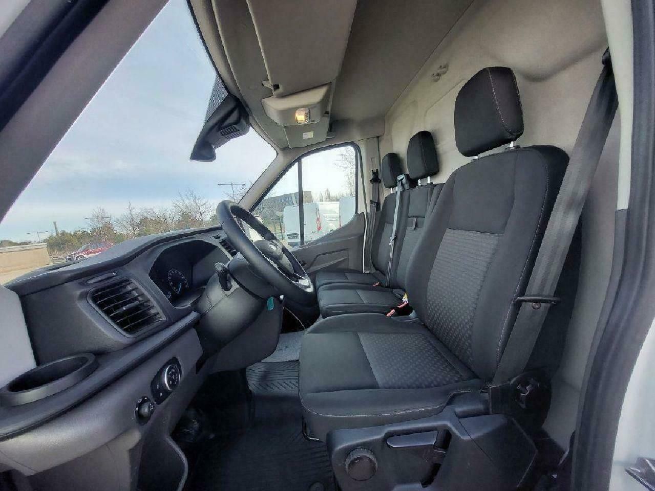 Fahrzeugabbildung Ford Transit Kasten 350 L3 Trend