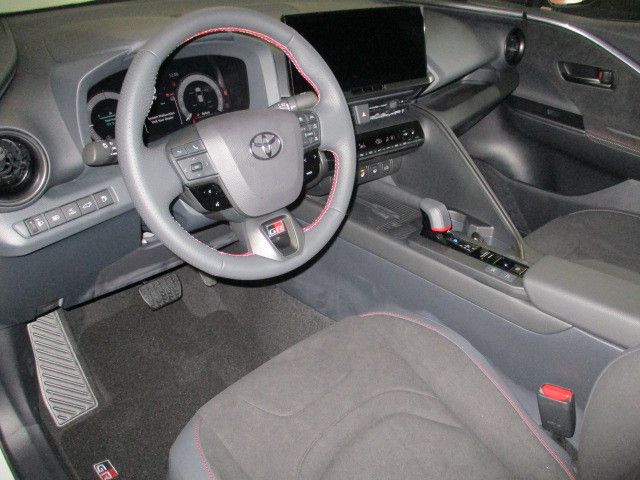 Fahrzeugabbildung Toyota C-HR Plug-In Hybrid FWD GR Sport