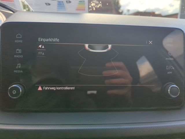 Fahrzeugabbildung SKODA Fabia 1.0 MPI Essence KLIMA SITZHZG PDC