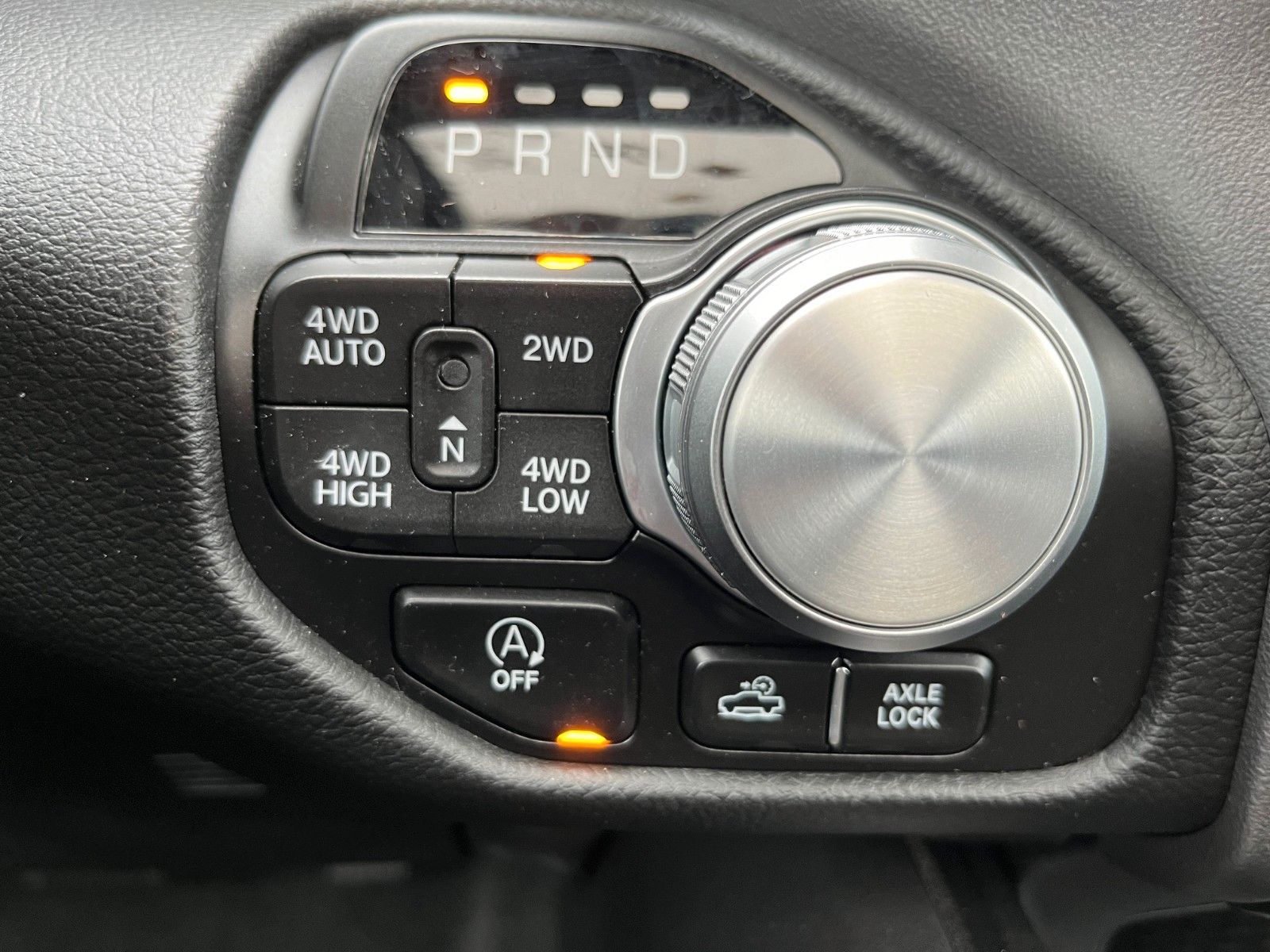 Fahrzeugabbildung Dodge RAM 1500 Crew Cab Rebel Night 3.6