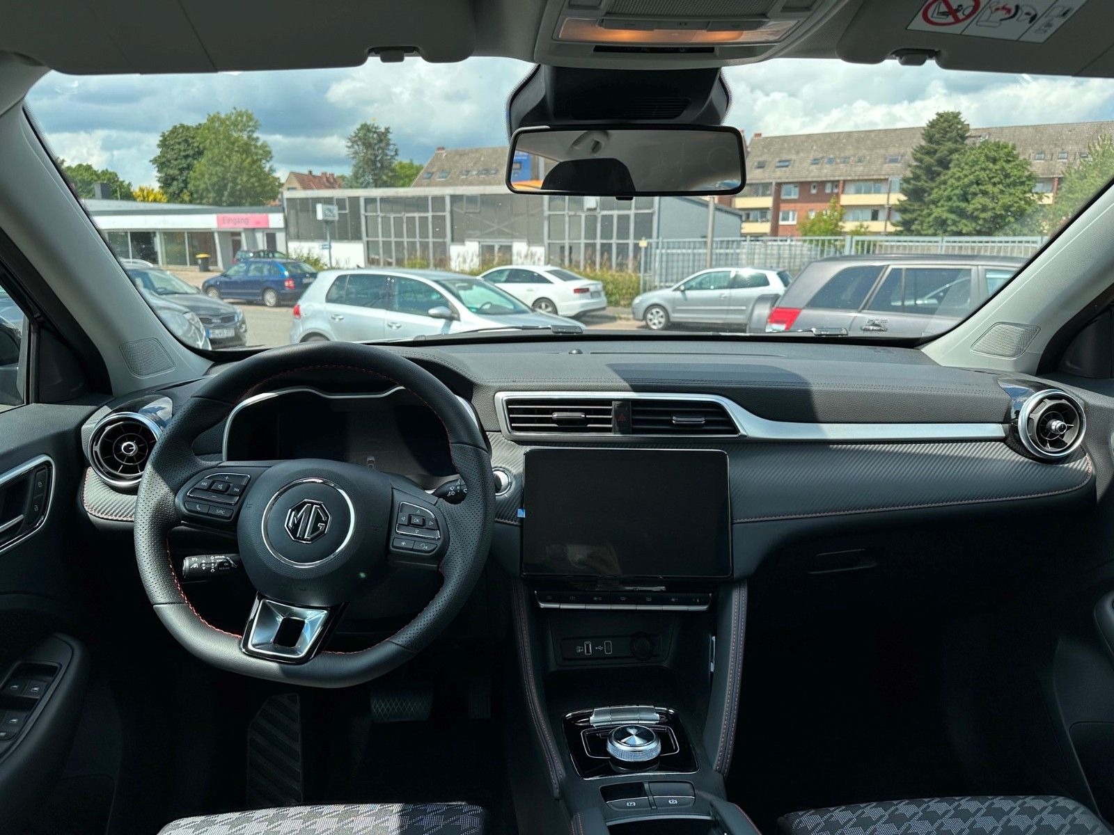Fahrzeugabbildung MG ZS Comfort Maximal 70 kWh Sofort Verfügbar