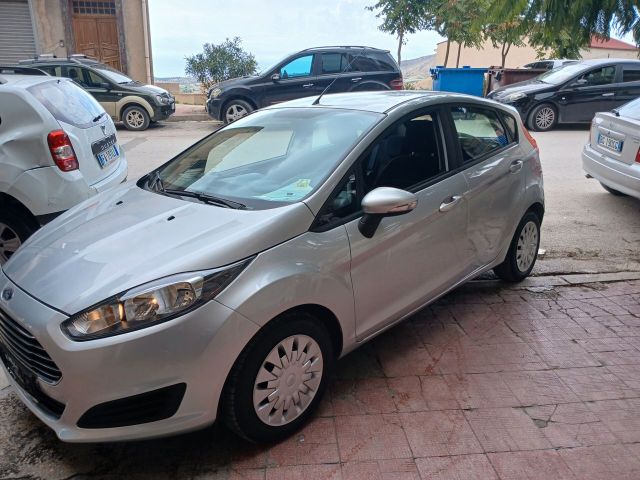 Ford Fiesta 1.6 TDCi 95CV 5 porte Titanium