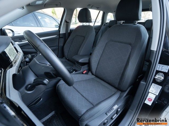 Golf VIII Variant Life TDI DSG AHK ACC ergoActiv