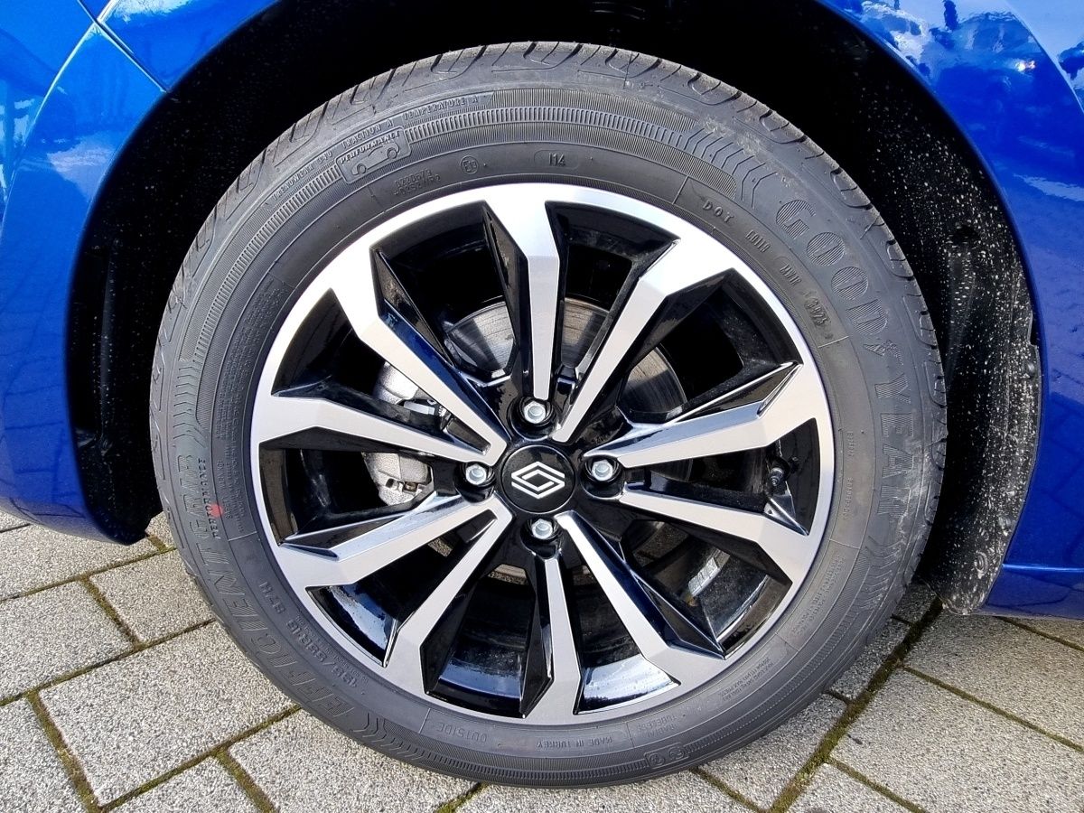 Fahrzeugabbildung Renault Clio KISS TCe 90