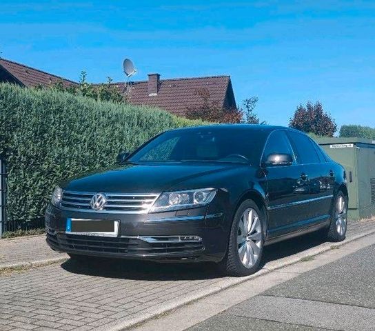 Volkswagen VW Phaeton 4.2 V8 Langversion 4-Sitzer