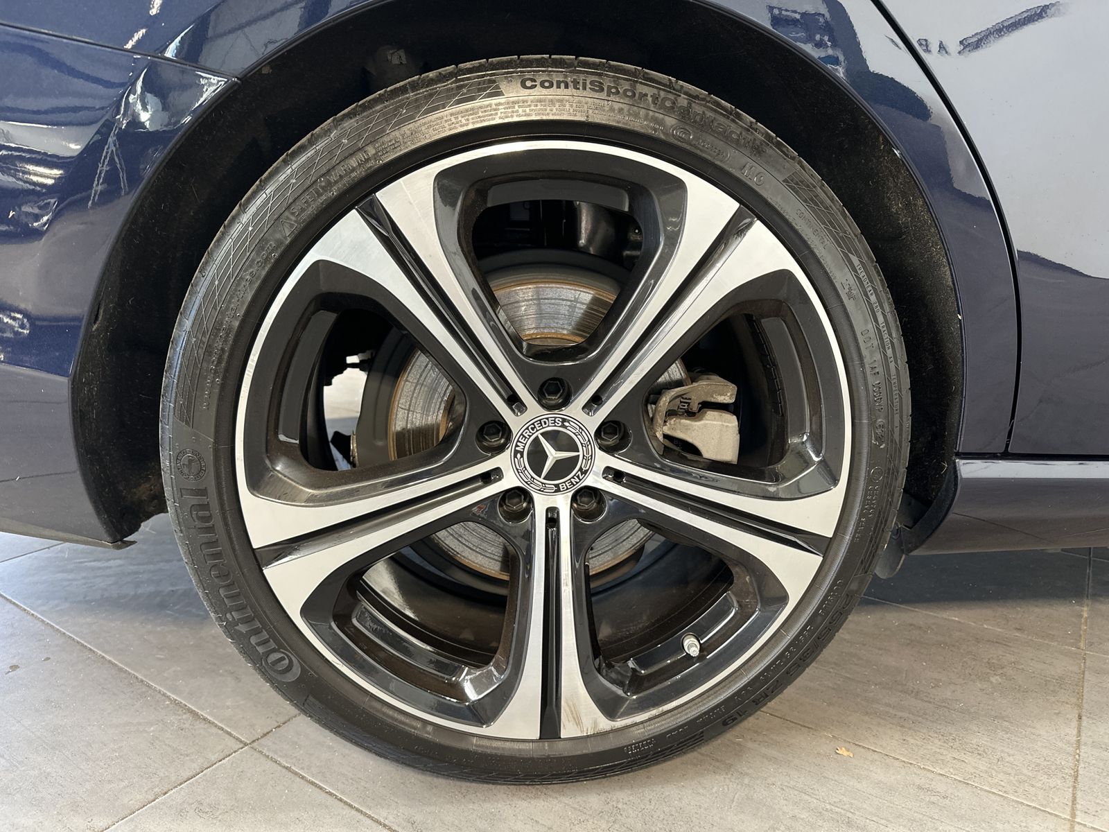 Fahrzeugabbildung Mercedes-Benz C 300d T Avantgarde NAV+LED+PANO+KAM+VC+HUD+19ZO