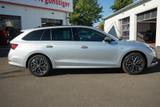 Skoda Octavia Combi 1.5 eTSI DSG Clever LED Navi ACC - Skoda Octavia: Dsg