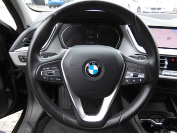 BMW 118 - 8