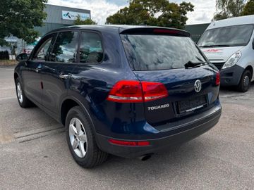 Volkswagen Touareg - 7