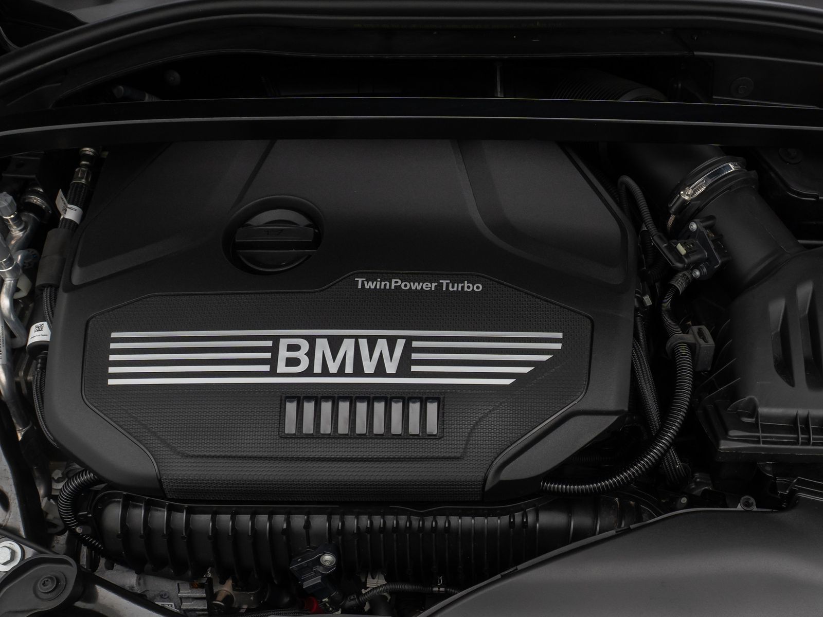 Fahrzeugabbildung BMW 120i GeschwindigReg PDC LED DAB Panorama WLAN