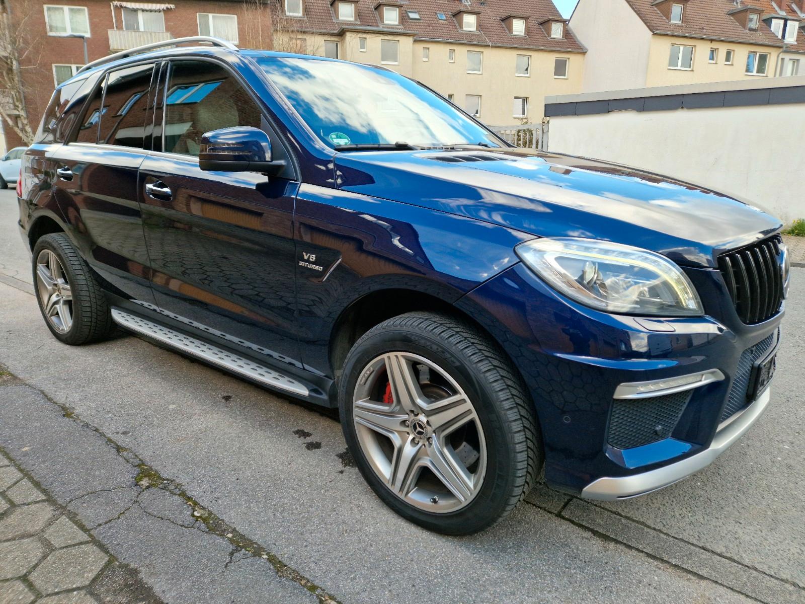 Mercedes-Benz ML 63 AMG ML Premium/Lückenlos Checkheftgepflegt