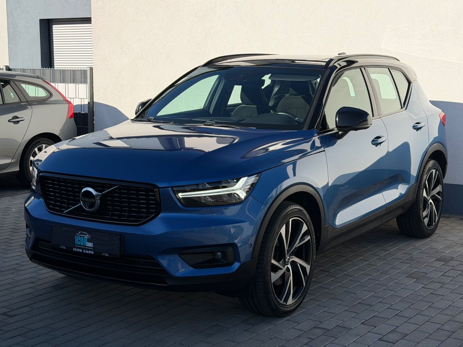Volvo Volvo XC40 D4 R Design AWD/TOTW/PANO/ACC/H&K/360°/