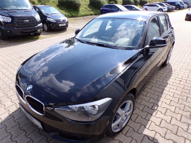 BMW 116 i  4-türig