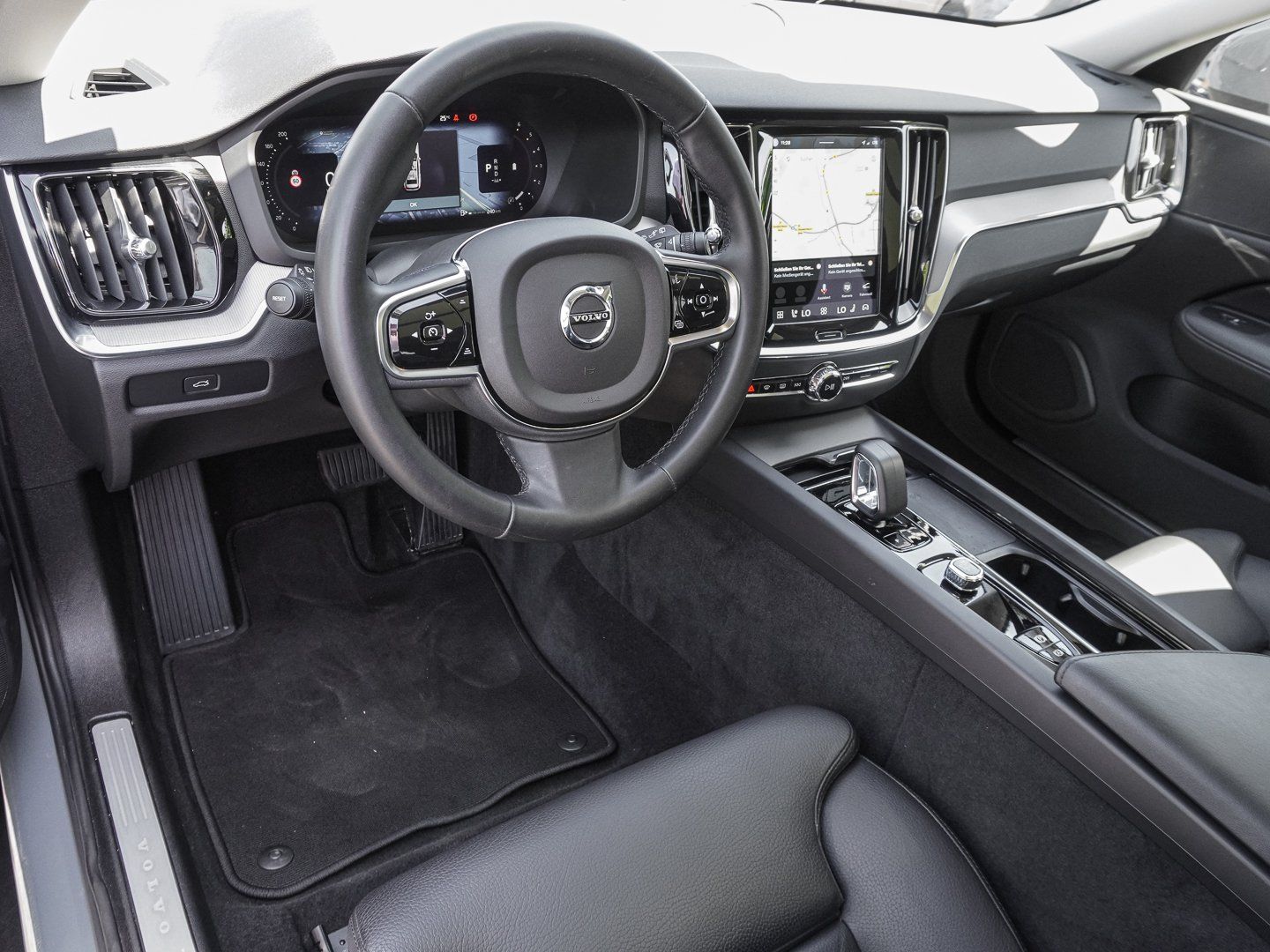 Volvo V60 Cross Country B4 D AWD Plus Bright STANDHZG foto 10