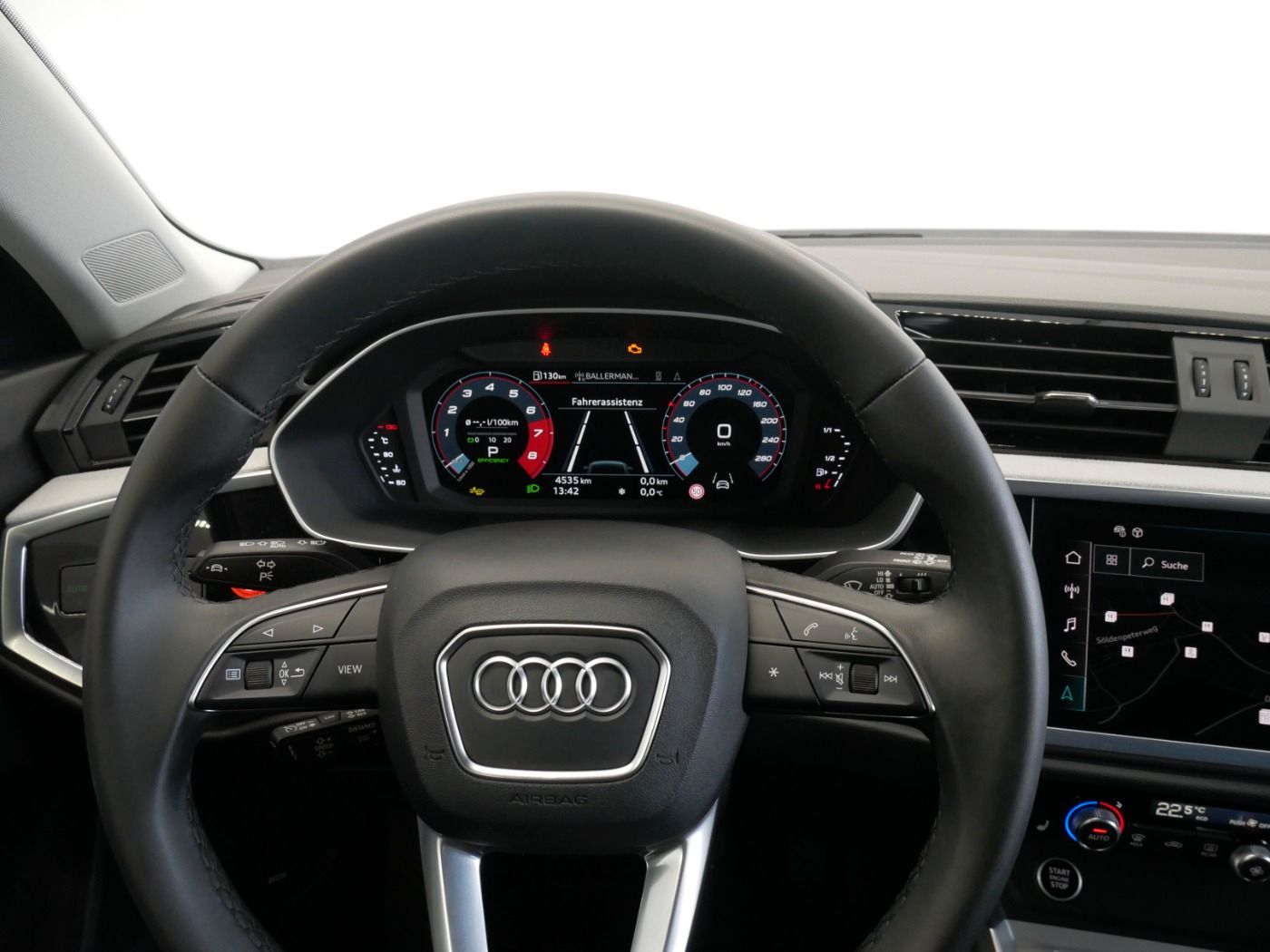Audi Q3 - Bild 13