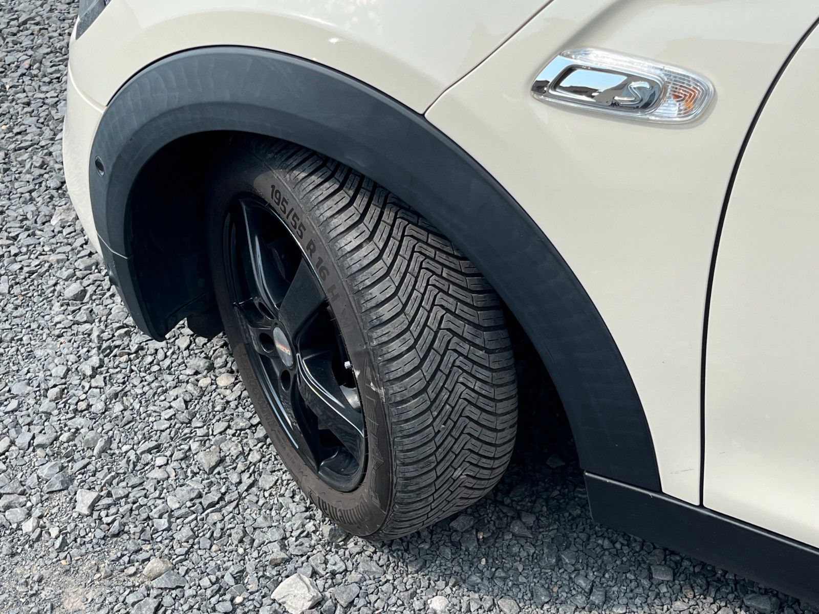 Fahrzeugabbildung MINI Cooper SD Aut. JCW Lenkrad PDC Kamera SPORTSITZE