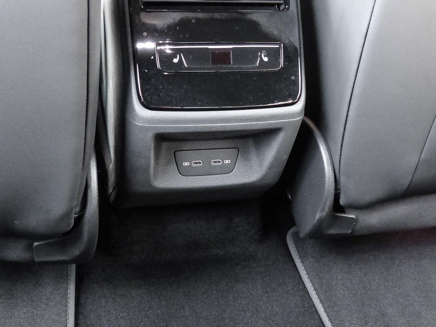 Volkswagen ID.7 Pro SITZKLIMA HEAD-UP 360-KAMERA MATRIX LHZ